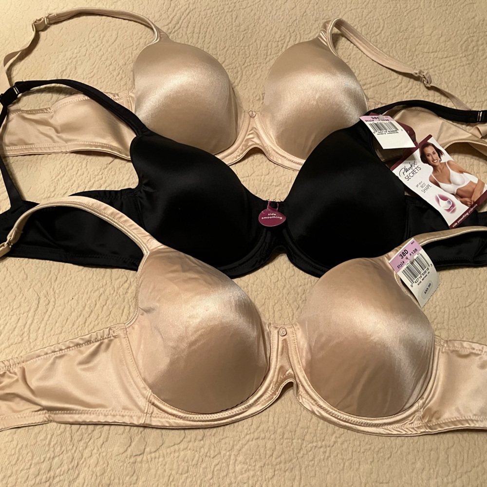 Playtex Secrets, group of 3 underwire bras